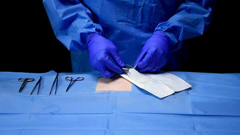 Filmstill of the Surgical Procedure. © ZHdK.